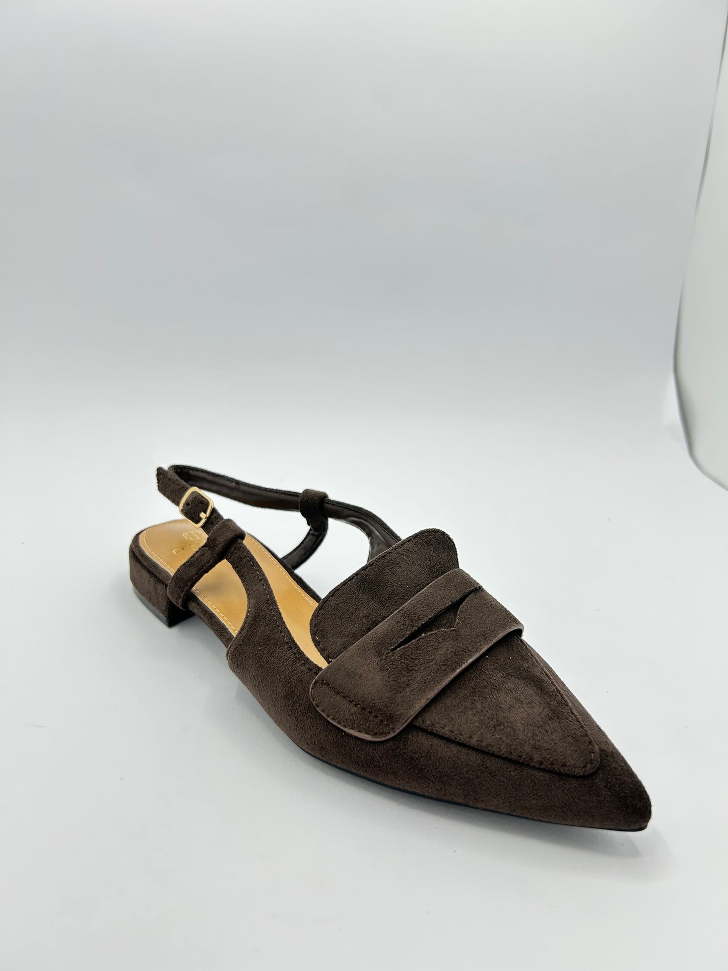 Slingback in camoscio
