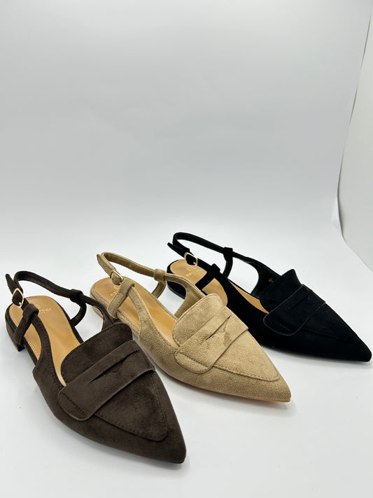 Slingback in camoscio