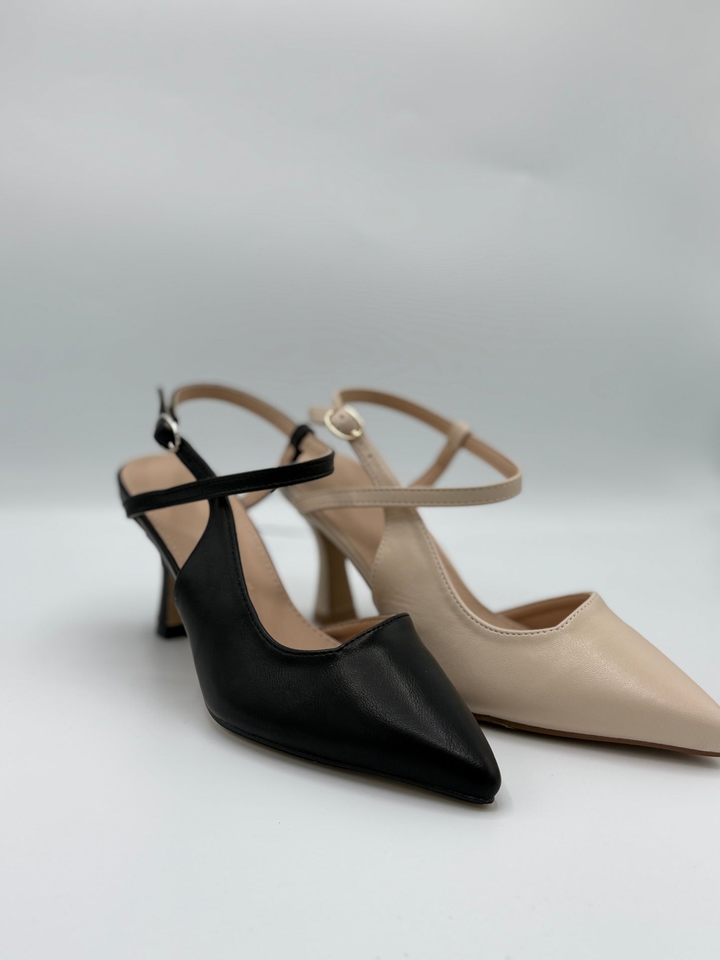 Décolleté Slingback con cinturino